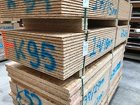 Osb platen 18mm 675x2050mm (14x) - afbeelding 1 van  3