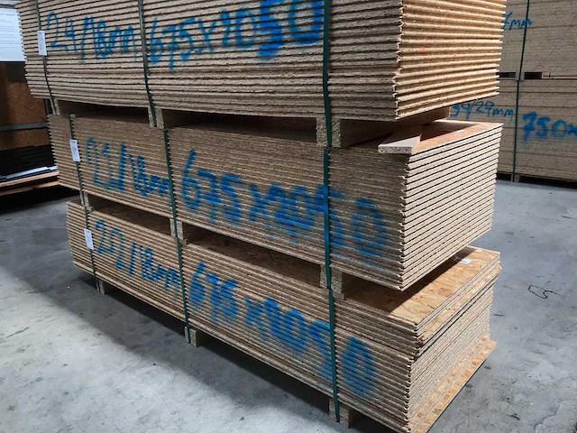 Osb platen 18mm 675x2050mm (21x) - afbeelding 3 van  3