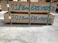 Osb platen 18mm 675x2050mm (22x) - afbeelding 1 van  1