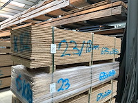 Osb platen 18mm 675x2050mm (23x) - afbeelding 1 van  4