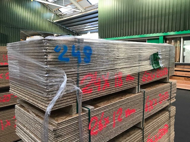 Osb platen 18mm 675x2050mm (24x) - afbeelding 1 van  1