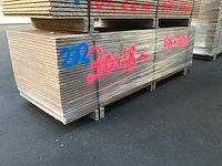 Osb platen 18mm 675x2050mm (30x) - afbeelding 1 van  3