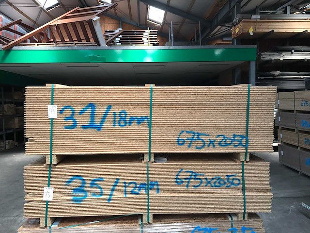 Osb platen 18mm 675x2050mm (31x) - afbeelding 2 van  3