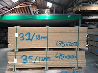 Osb platen 18mm 675x2050mm (31x) - afbeelding 2 van  3
