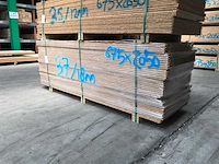 Osb platen 18mm 675x2050mm (37x) - afbeelding 3 van  4