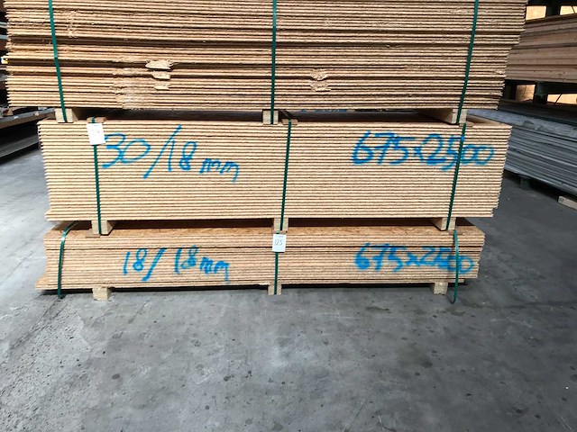 Osb platen 18mm 675x2500mm (30x) - afbeelding 2 van  3