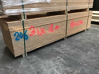 Osb platen 18mm 675x2500mm (31x) - afbeelding 1 van  2