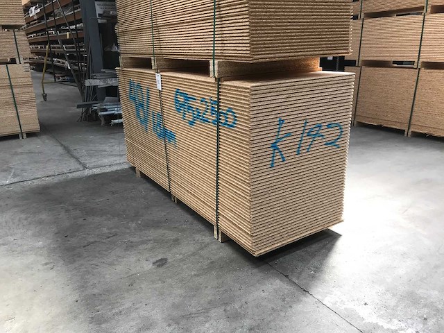 Osb platen 18mm 675x2500mm (48x) - afbeelding 3 van  3