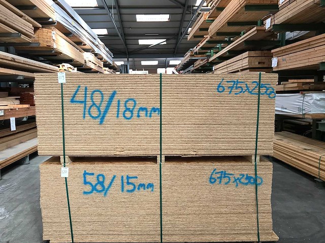 Osb platen 18mm 675x2500mm (48x) - afbeelding 2 van  3