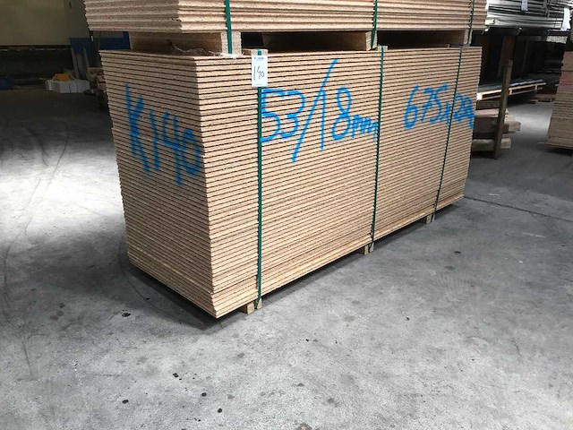 Osb platen 18mm 675x2500mm (53x) - afbeelding 1 van  1