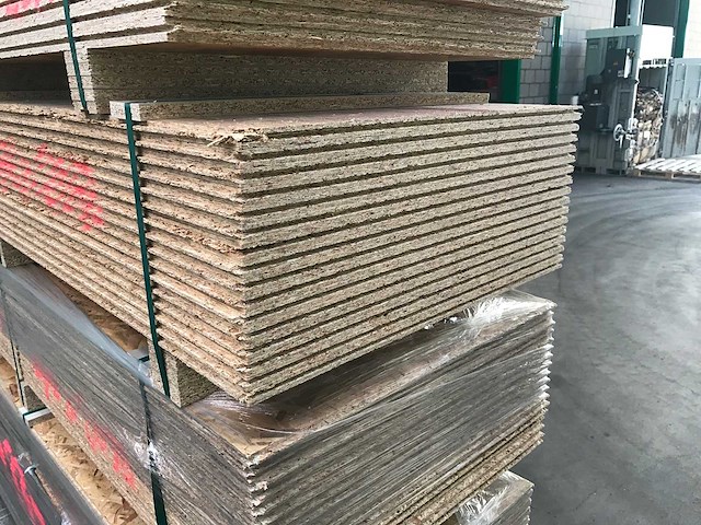 Osb platen 18mm 676x2500mm (16x) - afbeelding 2 van  3