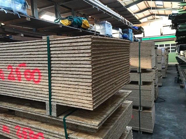 Osb platen 18mm 676x2500mm (20x) - afbeelding 1 van  2