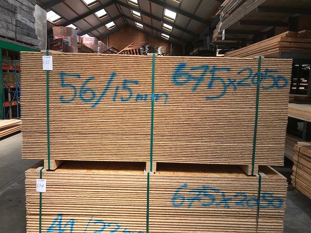 Osb platen 22mm 675x2050mm (41x) - afbeelding 1 van  6