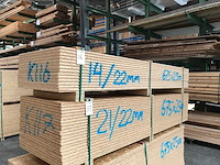 Osb platen 22mm 675x2500mm (21x) - afbeelding 1 van  3
