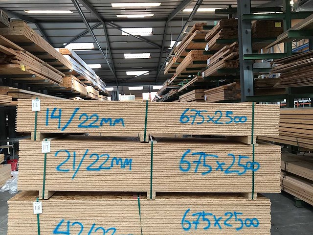 Osb platen 22mm 675x2500mm (21x) - afbeelding 2 van  3