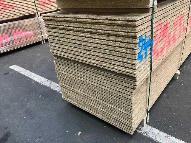 Osb platen 25mm 675x2000mm (29x) - afbeelding 3 van  3
