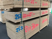 Osb platen 25mm 675x2500mm (10x) - afbeelding 1 van  2