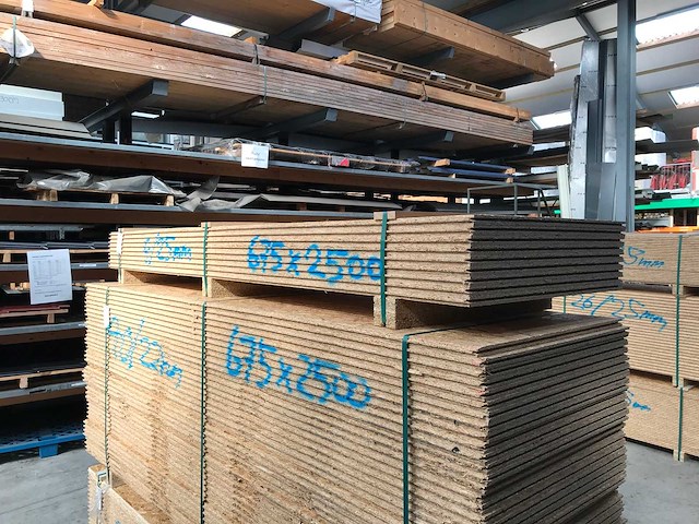 Osb platen 25mm 675x2500mm (9x) - afbeelding 3 van  3