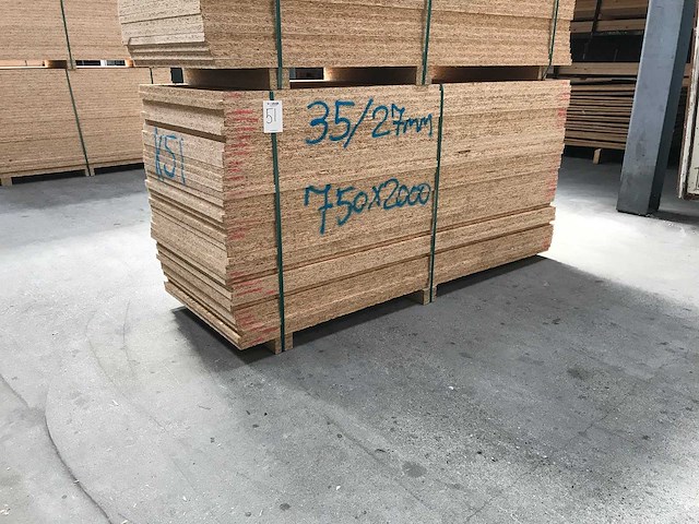 Osb platen 27mm 750x2000mm (35x) (35x) - afbeelding 1 van  3