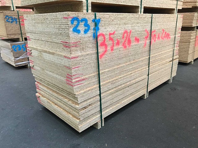 Osb platen 27mm 750x2000mm (35x) - afbeelding 1 van  3
