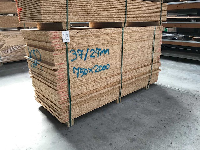 Osb platen 27mm 750x2000mm (37x) (37x) - afbeelding 1 van  3