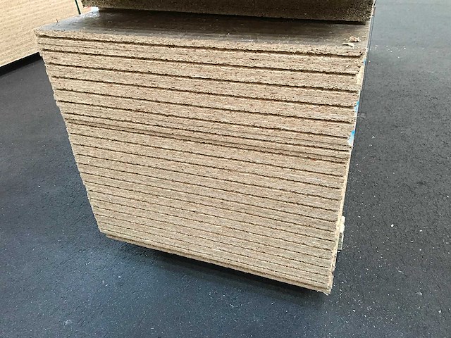Osb platen 30mm 675x2500mm (21x) - afbeelding 1 van  1
