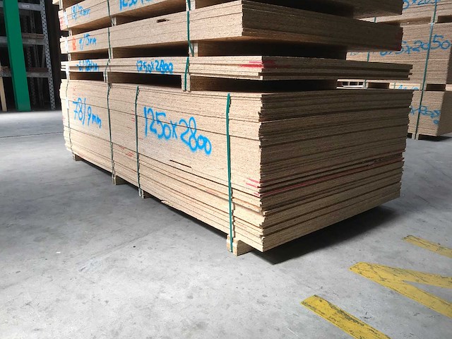 Osb platen 9mm 1250x2800mm (78x) - afbeelding 3 van  4