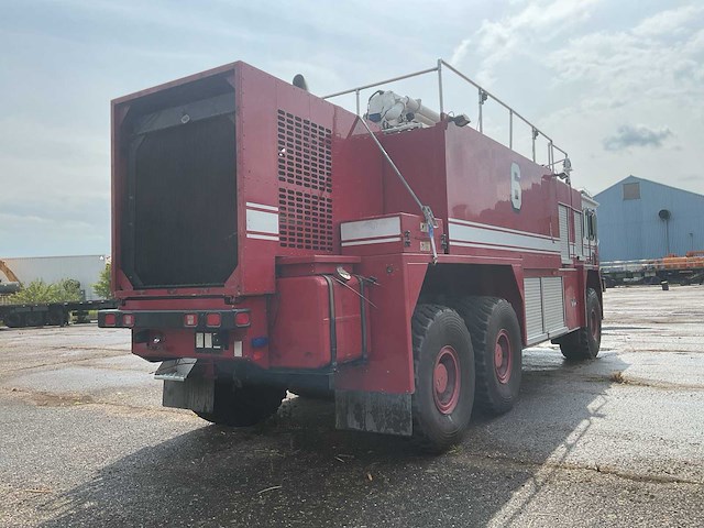 Oshkosh brandweerwagen - afbeelding 3 van  17