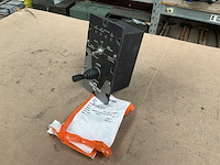Oshkosh power distribution console - afbeelding 1 van  7