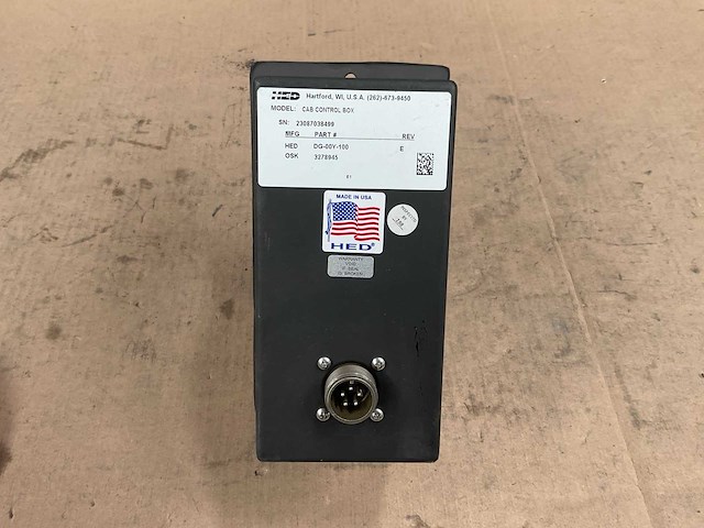 Oshkosh power distribution console - afbeelding 5 van  7