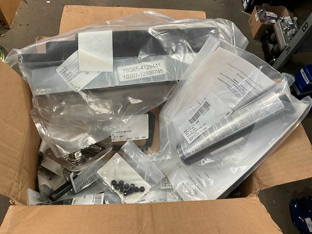 Oshkosh shelter kit - afbeelding 1 van  3