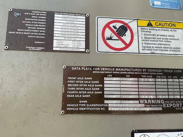 Oshkosh ti3000af brandweerwagen - afbeelding 12 van  18