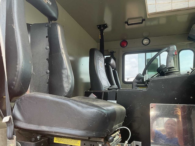 Oshkosh ti3000af brandweerwagen - afbeelding 8 van  18