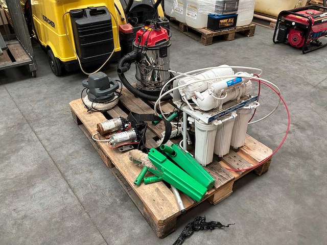 Osmose waterreiniger en diverse - afbeelding 1 van  7