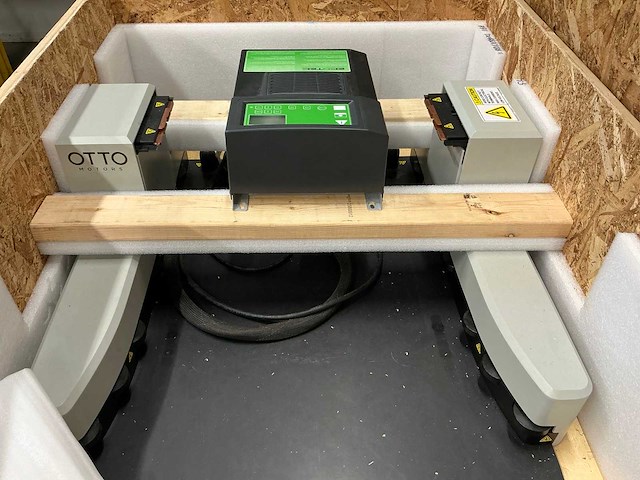 Otto 100 robot laadstation - afbeelding 6 van  6