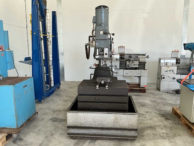 Otto müller sr30 snel radiaalboormachine - afbeelding 1 van  11