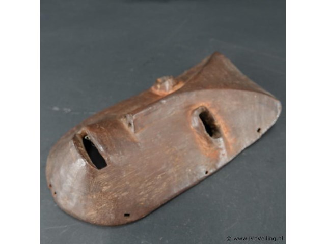 Oud afrikaans houten bakongo-masker uit congo. - afbeelding 2 van  5