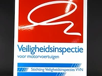 Oud emaille reclamebord voor de veiligheidsinspectie van motorvoertuigen van vvn en bovag - afbeelding 2 van  6