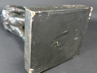 Oud gipsen beeld verliefd stel - afbeelding 5 van  5