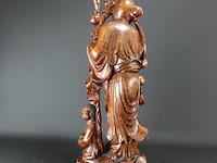 Oud groot rozenhouten beeld van een chinese wijze met staf en kinderen - afbeelding 4 van  5