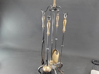 Oud ijzeren haardstel - afbeelding 2 van  5