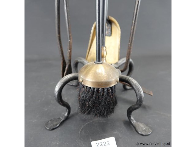 Oud ijzeren haardstel - afbeelding 5 van  5