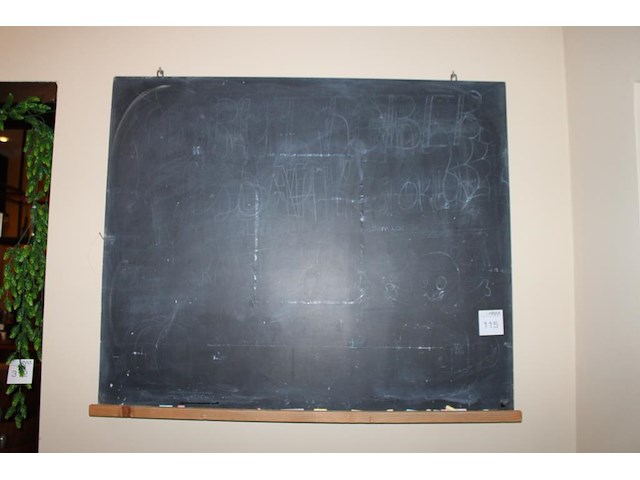 Oud krijtbord met afmeting 100 x 120 cm. - afbeelding 1 van  2