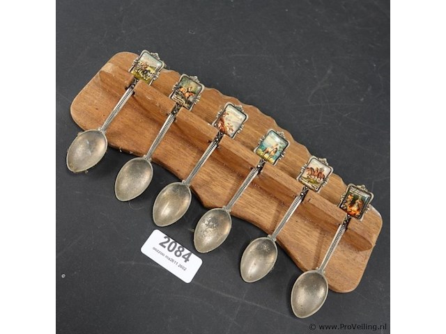 Oud lepelrek met lepeltjes - afbeelding 2 van  5