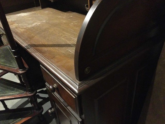 Oud secretaire met bibliotheek trap - afbeelding 3 van  4