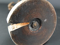 Oud/antiek?. faux brons gegoten boer op sokkel - afbeelding 5 van  5