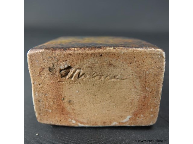 Oude aardewerk fles - afbeelding 5 van  5