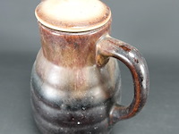 Oude aardewerk schenkkan met deksel - afbeelding 3 van  5