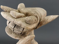 Oude afrikaanse sculptuur - afbeelding 3 van  5