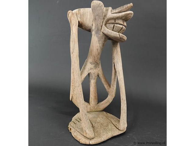 Oude afrikaanse sculptuur - afbeelding 4 van  5